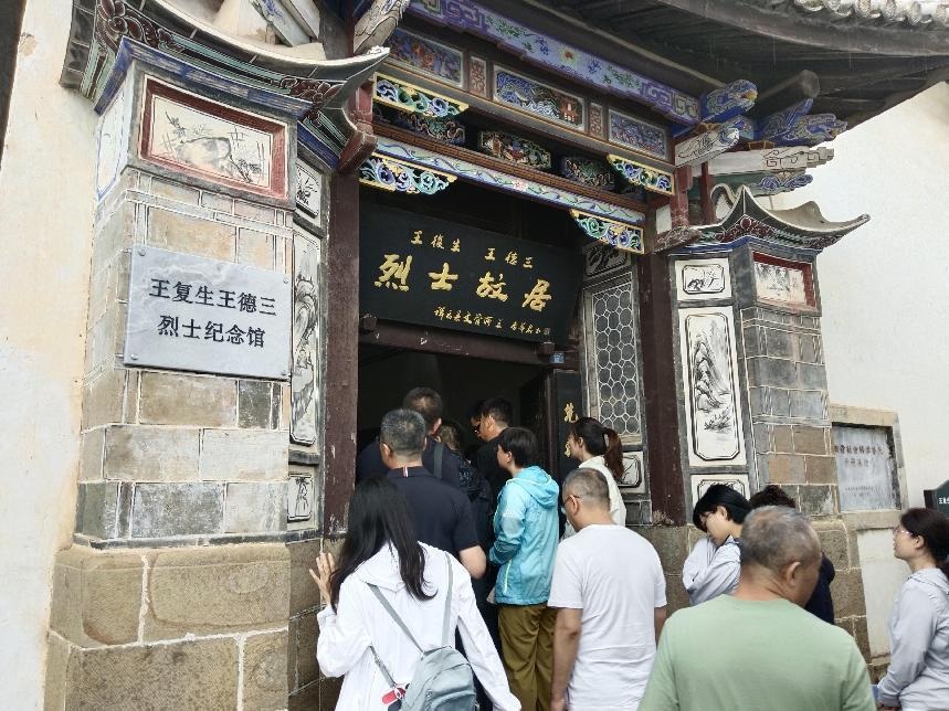 1691390958111692.jpg 2.jpg